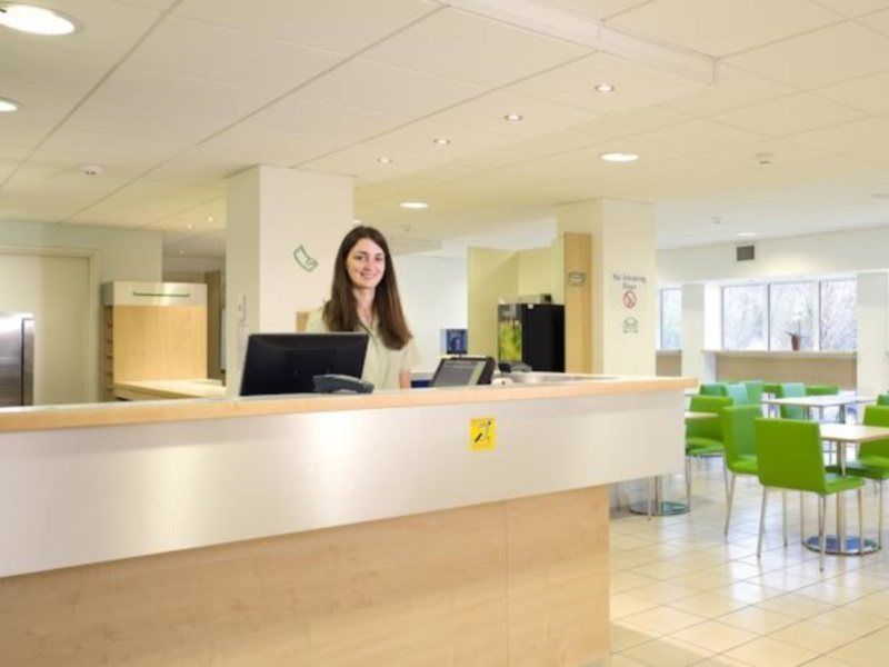 Hotel Ibis Budget Manchester Salford Quays 2*